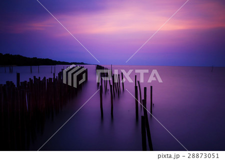 Twilight sky over soft motion sea Twilight sky over soft motion sea 28873051