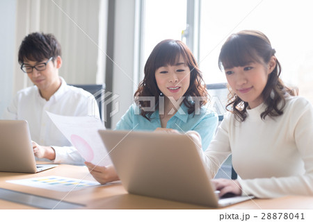 ビジネスシーン ビジネスシーン 28878041