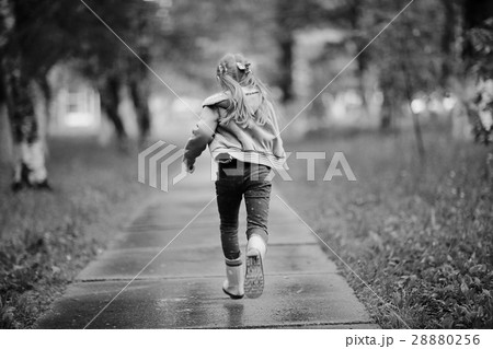 portrait of a girl 6 years old city street 28880256