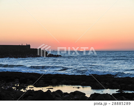 薄暮 夕暮 海沿い 28885289