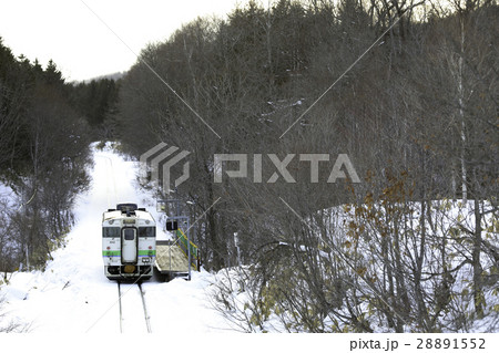 冬の札沼線豊ヶ岡駅 28891552
