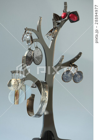 precious tree with Jewels 28894977