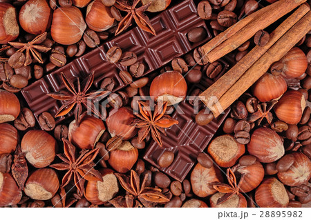 Coffee, chocolate, star anise and hazelnuts Coffee, chocolate, star anise and hazelnuts 28895982