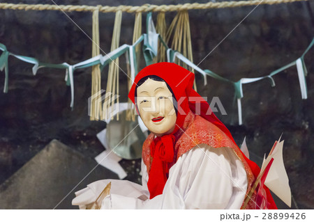 高千穂夜神楽 うずめの舞 28899426