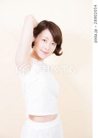 ビューティー　女性 28902054