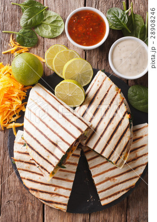 Grilled quesadilla with beef, spinach and cheddar 28908246