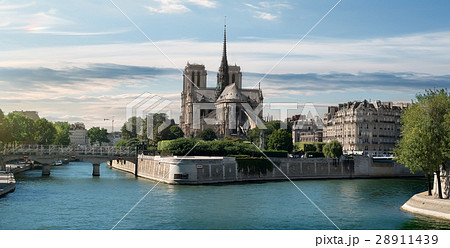 Notre Dame on Seine Notre Dame on Seine 28911439