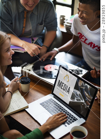 Headphones music media icon online 28919855