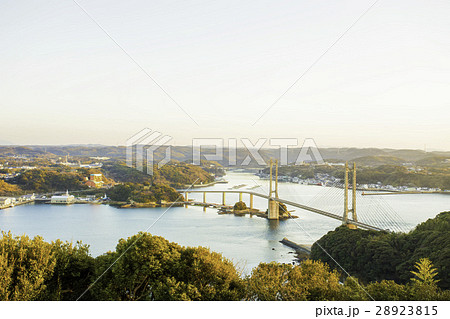 夕日に包まれた呼子大橋 夕日に包まれた呼子大橋 28923815