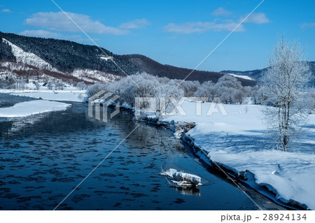 冬の常呂川 (北見市) 冬の常呂川 (北見市) 28924134