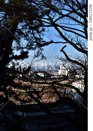 多摩川台公園より富士山冬の朝景 28927208