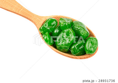 Dried kumquat lime in spoon 28931736