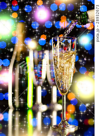 champagne 28932673