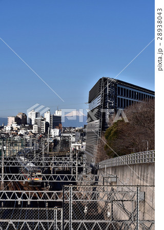 大岡山駅付近より富士山冬の朝景 28938043
