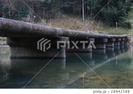 高知県四万十市 金刀比羅沈下橋 高知県四万十市 金刀比羅沈下橋 28942588