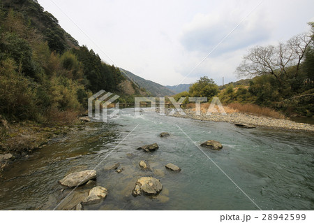 高知県四万十市 金刀比羅沈下橋 高知県四万十市 金刀比羅沈下橋 28942599