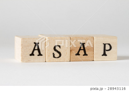 ASAPと書かれた木のブロック 28943116