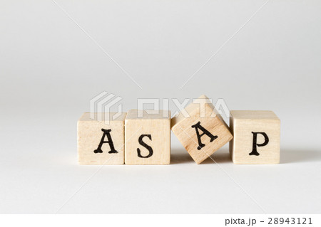 ASAPの文字の書かれた積み木 28943121