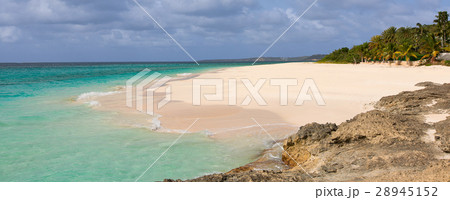 rocky anguilla beach 28945152