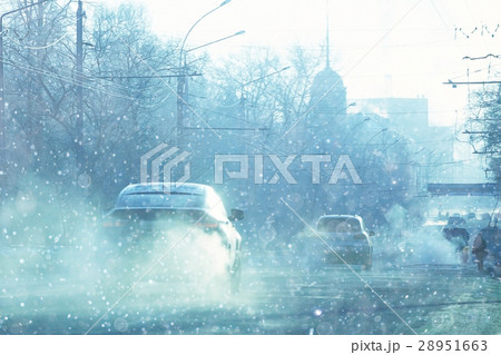 Snow in the city on the road view from the car 28951663