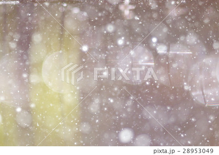 Green background bokeh blurred glare rain Green background bokeh blurred glare rain 28953049