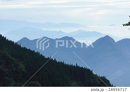 山背景 山の風景 林 28956717