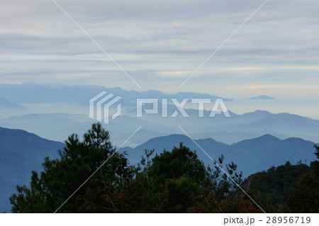 山背景 山の風景 林 28956719