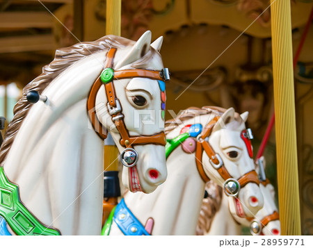 メリーゴーランド 回転木馬 メリーゴーラウンド 28959771