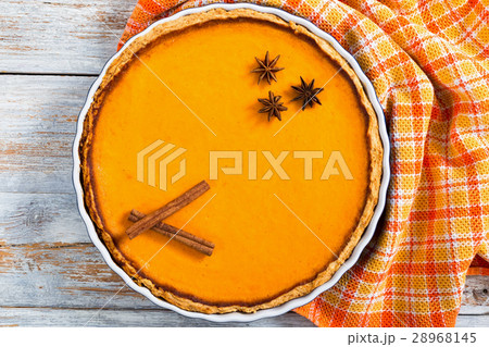 Fresh round bright orange pumpkin pie Fresh round bright orange pumpkin pie 28968145
