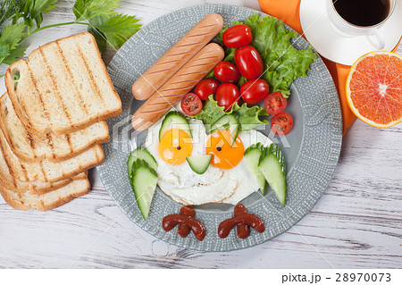 Children's breakfast Cute fried eggs owl fun 28970073