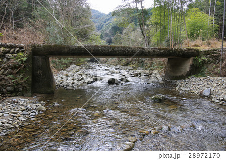 高知県四万十市 小津賀沈下橋(小津賀川) 高知県四万十市 小津賀沈下橋(小津賀川) 28972170
