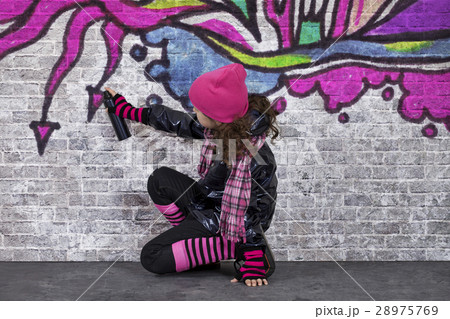 Graffiti Girl Graffiti Girl 28975769