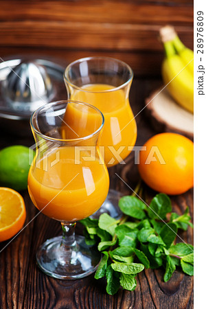 orange juice 28976809