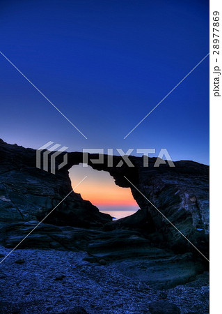 馬の背洞門の夜明け 馬の背洞門の夜明け 28977869
