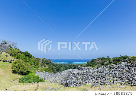 沖縄_海の見える今帰仁城 沖縄_海の見える今帰仁城 28981879