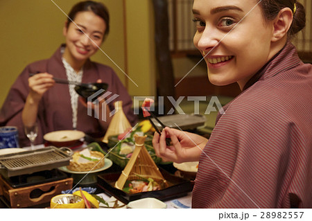 旅館のコース料理 旅館のコース料理 28982557