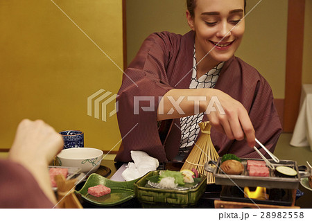 旅館のコース料理 28982558