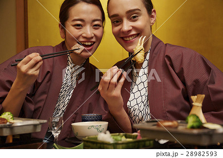 旅館のコース料理 旅館のコース料理 28982593
