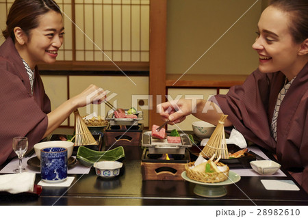 旅館のコース料理 旅館のコース料理 28982610