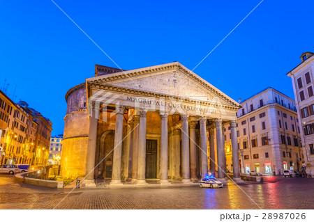 Pantheon at night before sunrise, Rome, Italy 28987026