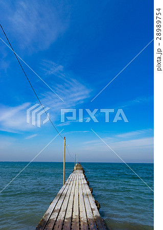 原岡海岸にある桟橋 28989754