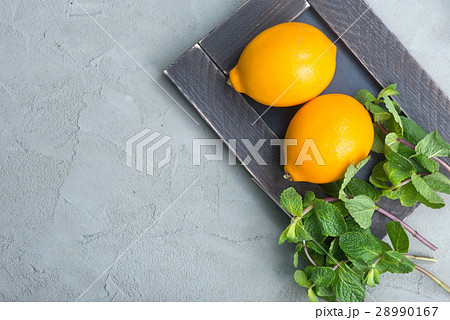 lemon with mint lemon with mint 28990167