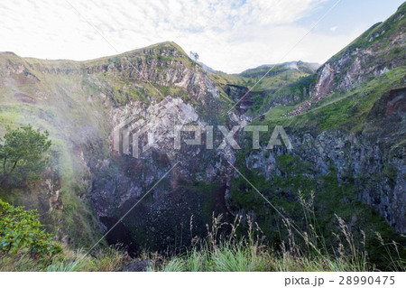 バリ島　キンタマーニ高原のバトゥール山 28990475