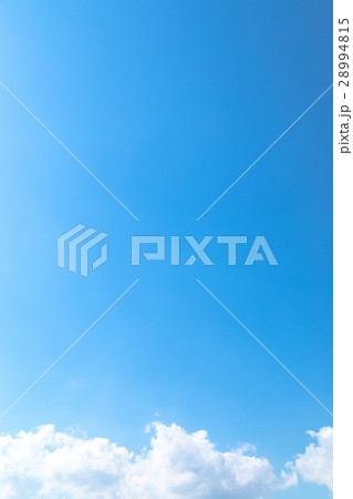 空　雲　青い空　白い雲　合成用背景素材　写真素材 28994815