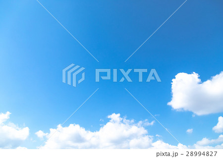空　雲　青い空　白い雲　合成用背景素材　写真素材 28994827