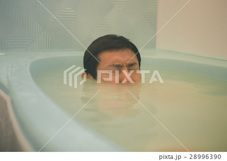 middle-aged and older person middle-aged and older person 28996390