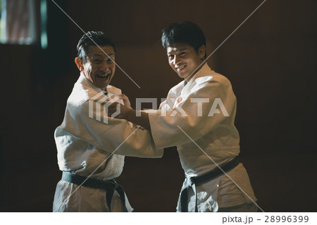 martial artist 28996399