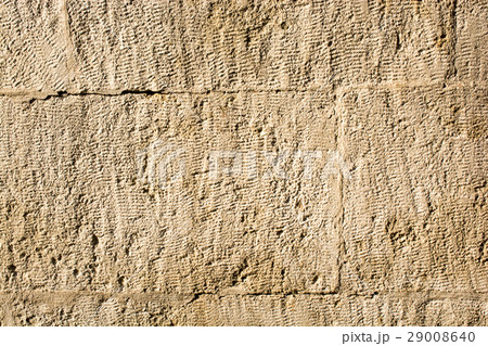 Wall made of the same type of stones 29008640