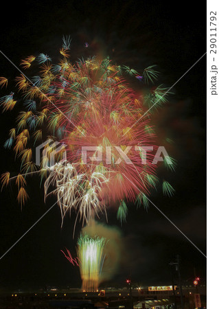 大曲全国花火競技大会 スターマイン Starmine Omagari Fireworks 大曲全国花火競技大会 スターマイン Starmine Omagari Fireworks 29011792