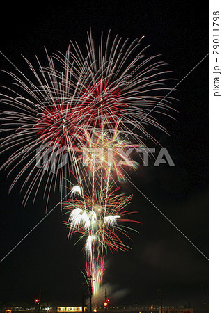 大曲全国花火競技大会 スターマイン Starmine Omagari Fireworks 大曲全国花火競技大会 スターマイン Starmine Omagari Fireworks 29011798